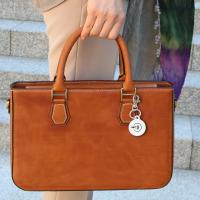 vibucard_basic_keychain_ledertasche.jpg